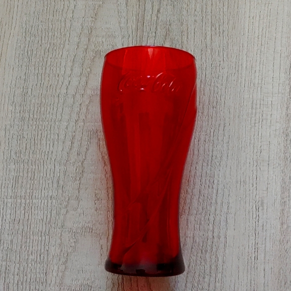 Red coca cola glass - Picture 1 of 2